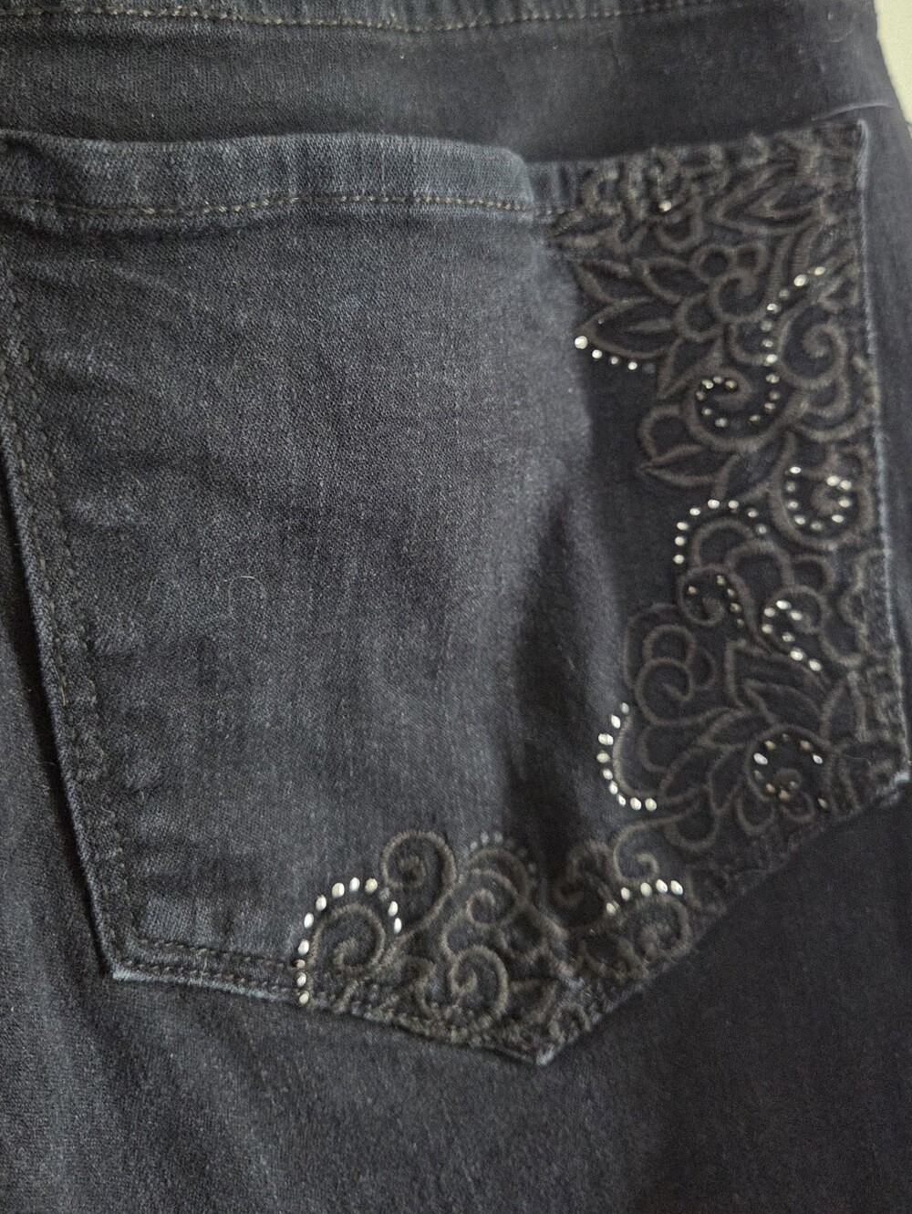 NYDJ Rhinestone Jeans - Picture 4 of 6